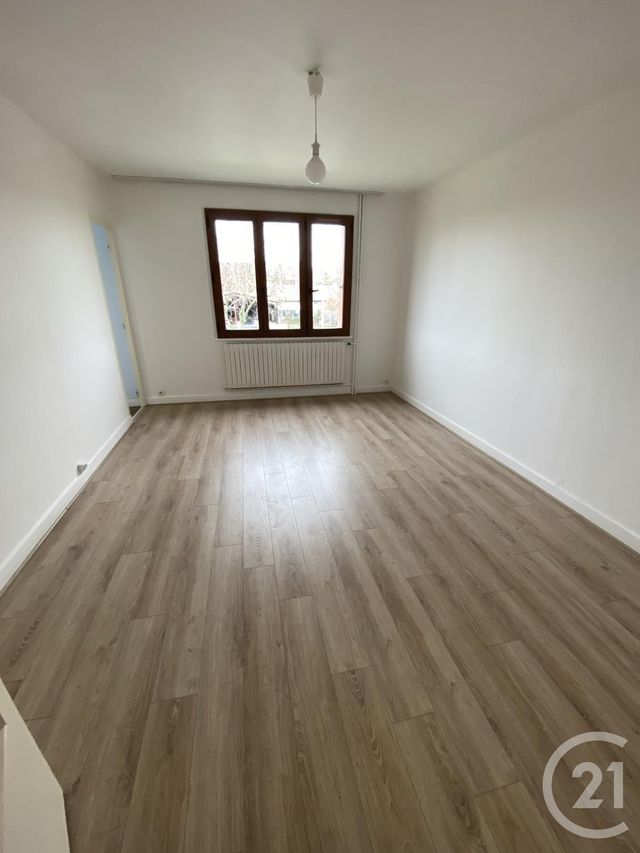 Afficher la photo en grand Appartement F3 à louer - 4 pièces - 83.0 m2 - SEVRAN - 93 - ILE-DE-FRANCE - Century 21 Sf Immobilier