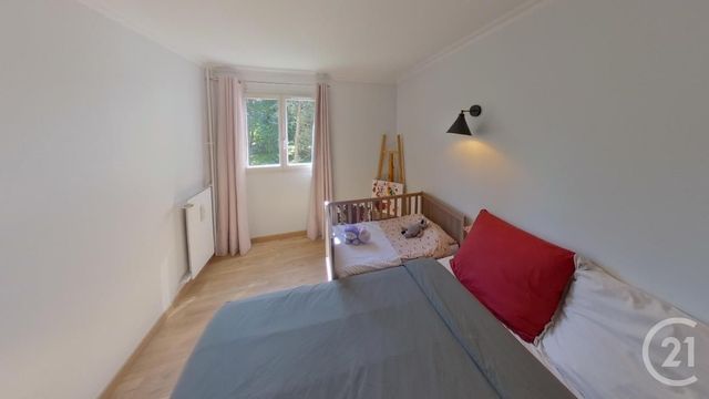 Afficher la photo en grand Appartement F3 à vendre - 3 pièces - 75.79 m2 - LIVRY GARGAN - 93 - ILE-DE-FRANCE - Century 21 Sf Immobilier