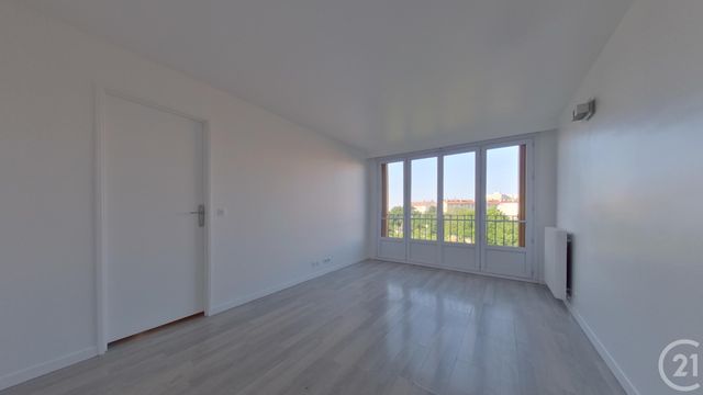 Appartement F4 à vendre - 4 pièces - 66.1 m2 - MONTREUIL - 93 - ILE-DE-FRANCE - Century 21 Sf Immobilier