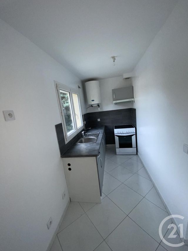 Appartement F1 à louer - 1 pièce - 23.86 m2 - SEVRAN - 93 - ILE-DE-FRANCE - Century 21 Sf Immobilier