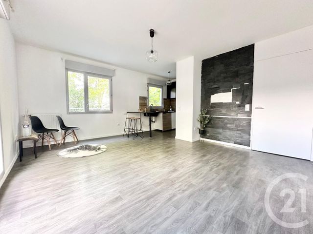 Appartement à vendre - 3 pièces - 56.94 m2 - SEVRAN - 93 - ILE-DE-FRANCE - Century 21 Sf Immobilier