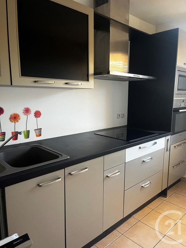 Appartement F3 à louer - 3 pièces - 65.09 m2 - SEVRAN - 93 - ILE-DE-FRANCE - Century 21 Sf Immobilier