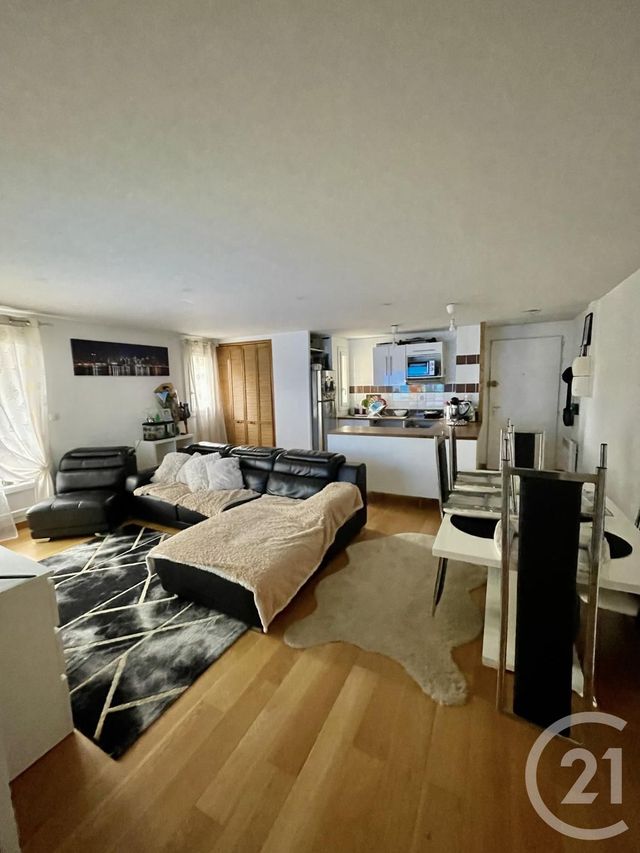 Appartement F3 à vendre - 3 pièces - 65.0 m2 - LIVRY GARGAN - 93 - ILE-DE-FRANCE - Century 21 Sf Immobilier