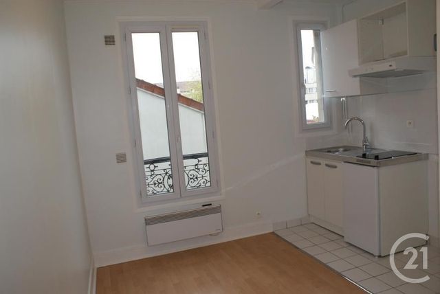 Appartement F2 à louer - 2 pièces - 30.88 m2 - MONTREUIL - 93 - ILE-DE-FRANCE - Century 21 Sf Immobilier