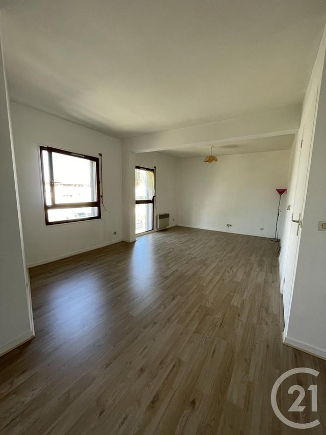Appartement F3 à vendre - 3 pièces - 61.44 m2 - VILLEPINTE - 93 - ILE-DE-FRANCE - Century 21 Sf Immobilier