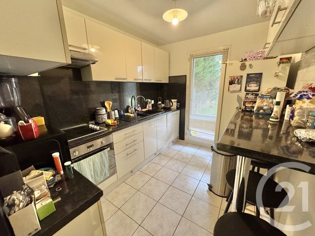 Afficher la photo en grand Appartement F4 à vendre - 4 pièces - 80.0 m2 - LIVRY GARGAN - 93 - ILE-DE-FRANCE - Century 21 Sf Immobilier