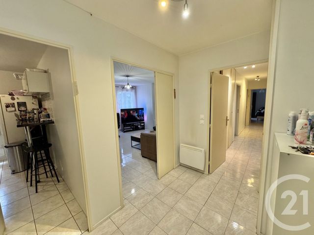 Afficher la photo en grand Appartement F4 à vendre - 4 pièces - 80.0 m2 - LIVRY GARGAN - 93 - ILE-DE-FRANCE - Century 21 Sf Immobilier