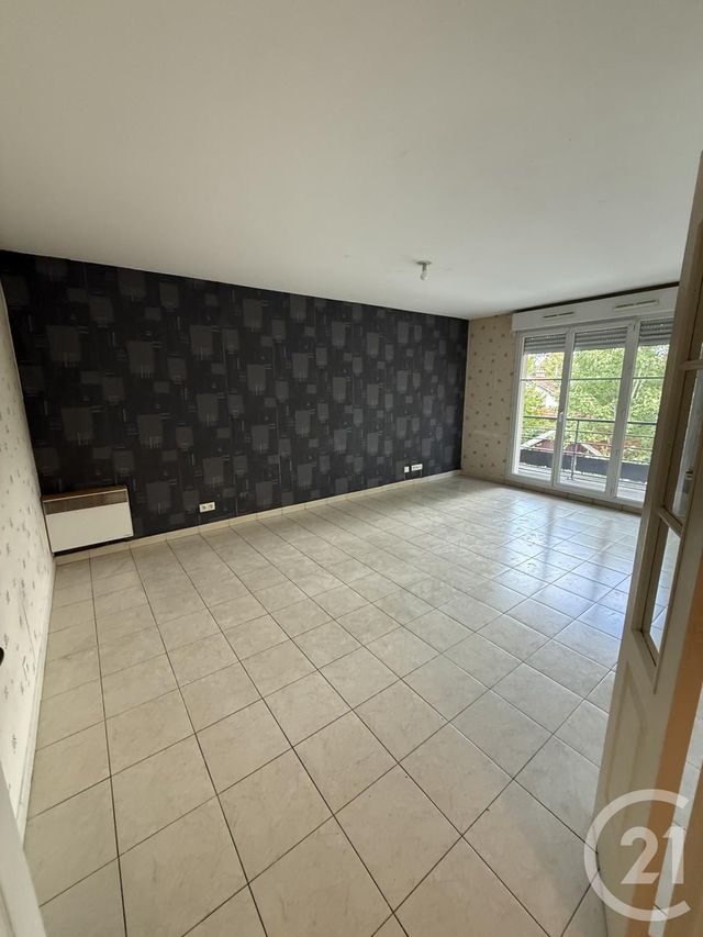 Appartement F2 à louer - 2 pièces - 49.39 m2 - SEVRAN - 93 - ILE-DE-FRANCE - Century 21 Sf Immobilier
