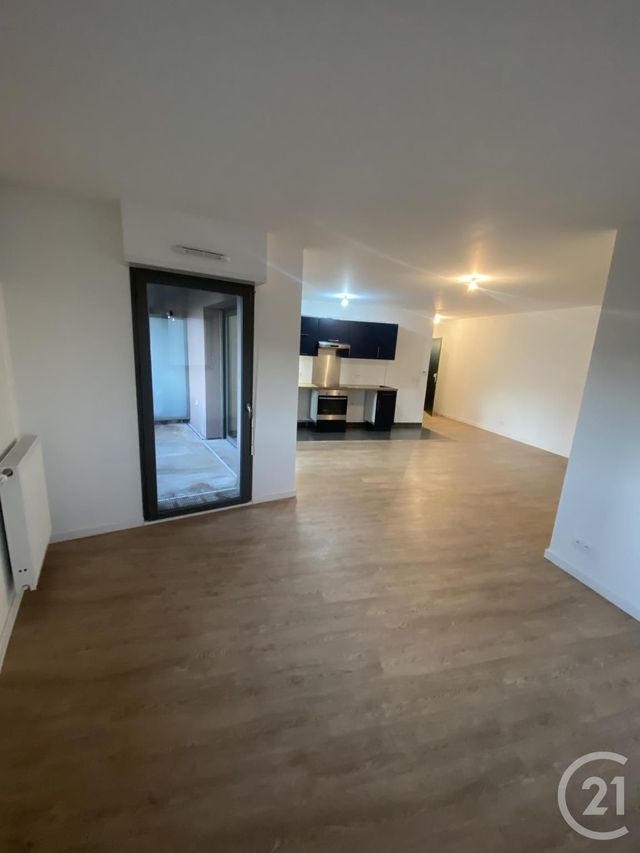 Appartement F3 à louer - 3 pièces - 69.1 m2 - MONTREUIL - 93 - ILE-DE-FRANCE - Century 21 Sf Immobilier