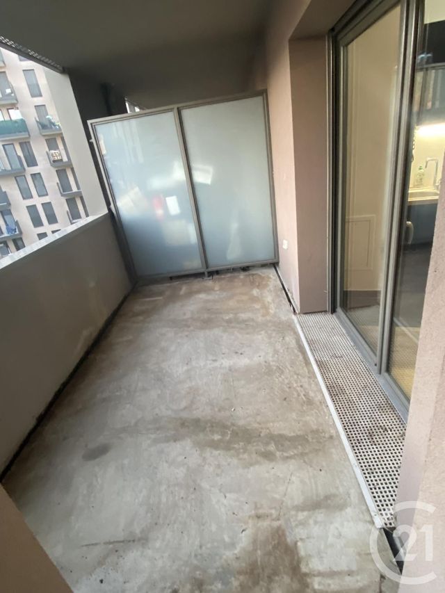 Appartement F3 à louer - 3 pièces - 69.1 m2 - MONTREUIL - 93 - ILE-DE-FRANCE - Century 21 Sf Immobilier