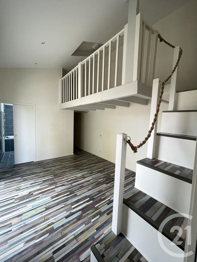 maison à louer - 3 pièces - 77.13 m2 - MONTREUIL - 93 - ILE-DE-FRANCE - Century 21 Sf Immobilier