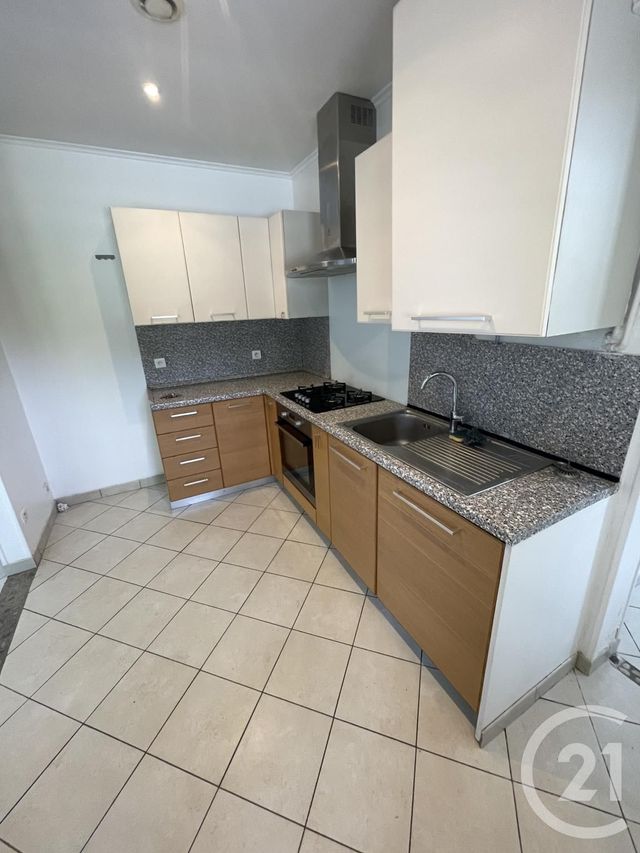 maison à louer - 3 pièces - 77.13 m2 - MONTREUIL - 93 - ILE-DE-FRANCE - Century 21 Sf Immobilier