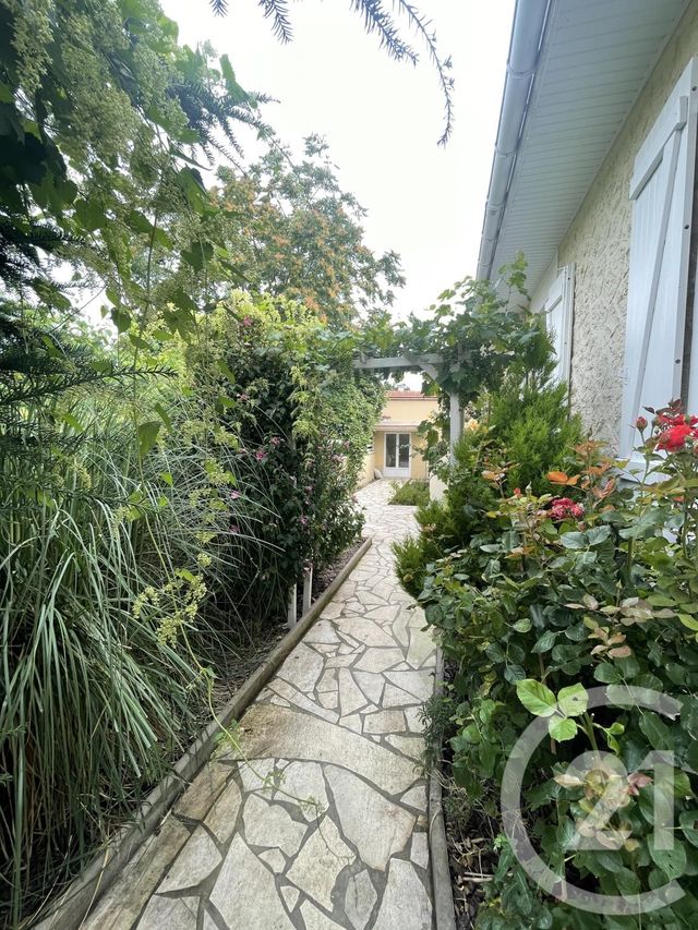 maison à louer - 3 pièces - 77.13 m2 - MONTREUIL - 93 - ILE-DE-FRANCE - Century 21 Sf Immobilier