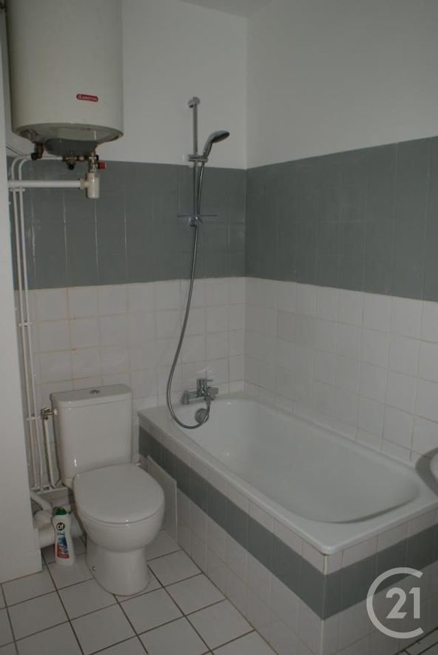 Afficher la photo en grand Appartement F2 à louer - 2 pièces - 30.88 m2 - MONTREUIL - 93 - ILE-DE-FRANCE - Century 21 Sf Immobilier