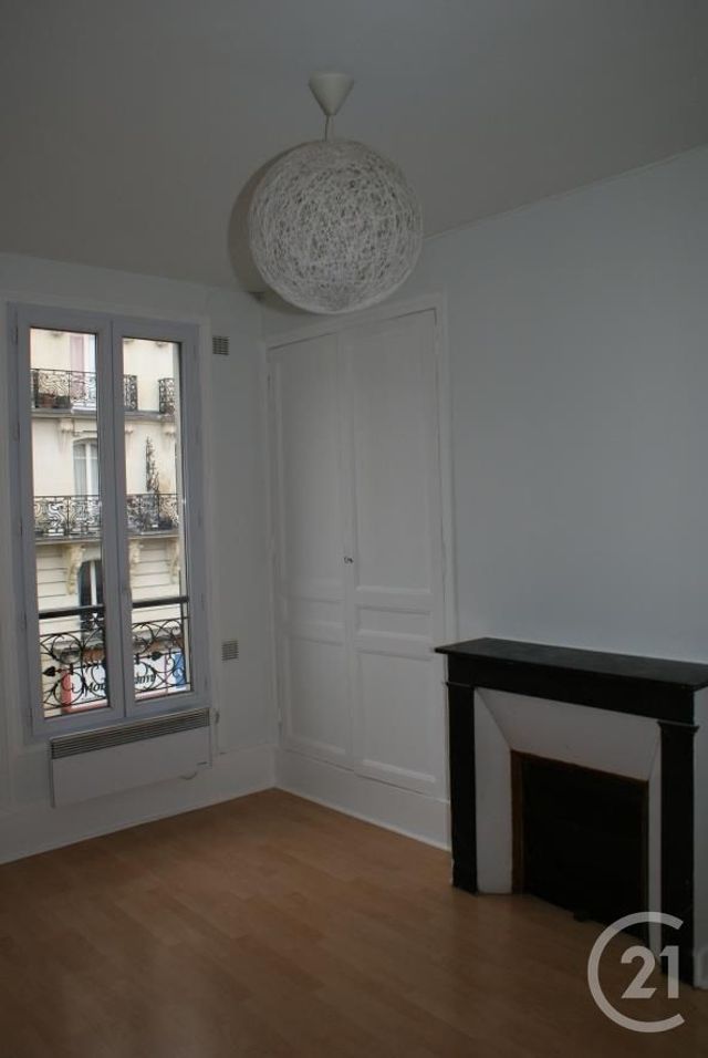 Afficher la photo en grand Appartement F2 à louer - 2 pièces - 30.88 m2 - MONTREUIL - 93 - ILE-DE-FRANCE - Century 21 Sf Immobilier