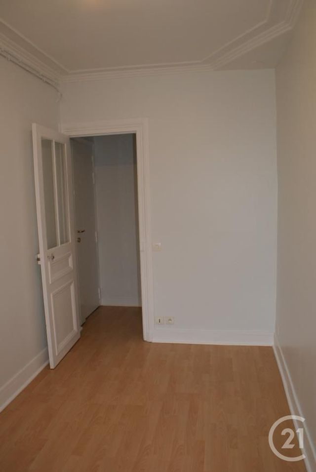 Afficher la photo en grand Appartement F2 à louer - 2 pièces - 30.88 m2 - MONTREUIL - 93 - ILE-DE-FRANCE - Century 21 Sf Immobilier
