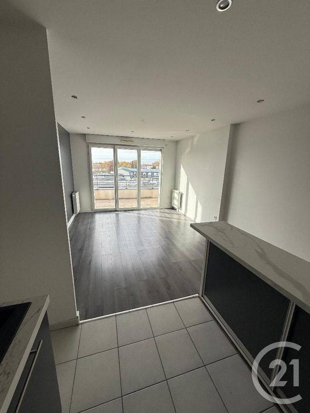 Appartement à louer - 2 pièces - 39.91 m2 - LIVRY GARGAN - 93 - ILE-DE-FRANCE - Century 21 Sf Immobilier