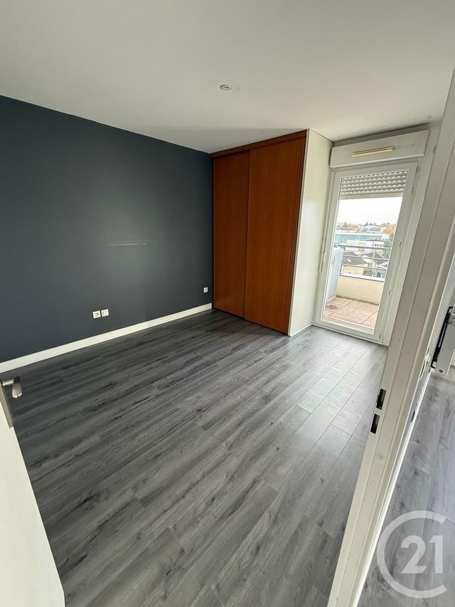 Appartement à louer - 2 pièces - 39.91 m2 - LIVRY GARGAN - 93 - ILE-DE-FRANCE - Century 21 Sf Immobilier