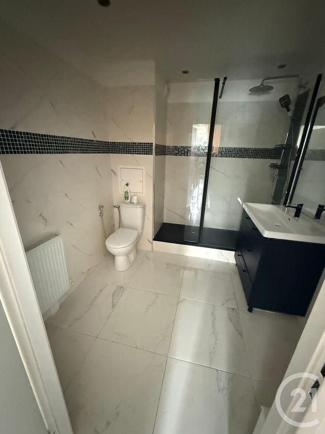 Appartement à louer - 2 pièces - 39.91 m2 - LIVRY GARGAN - 93 - ILE-DE-FRANCE - Century 21 Sf Immobilier