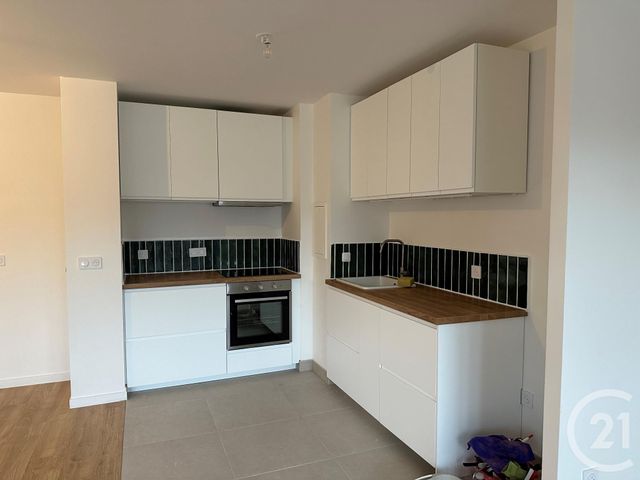 Appartement F3 à vendre - 3 pièces - 64.51 m2 - ST OUEN - 93 - ILE-DE-FRANCE - Century 21 Sf Immobilier