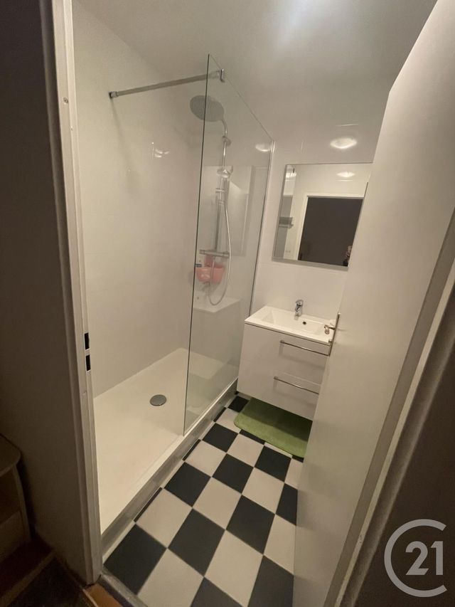 Appartement F2 à louer - 2 pièces - 50.0 m2 - LIVRY GARGAN - 93 - ILE-DE-FRANCE - Century 21 Sf Immobilier