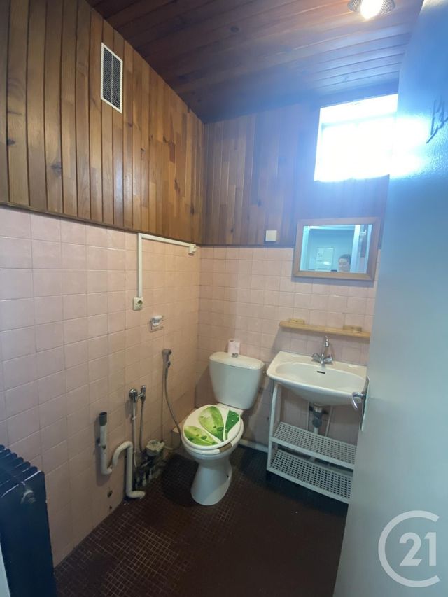 Appartement F2 à louer - 2 pièces - 34.0 m2 - MONTREUIL - 93 - ILE-DE-FRANCE - Century 21 Sf Immobilier