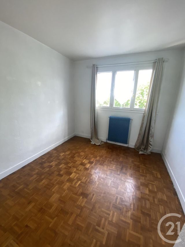 Appartement F2 à louer - 2 pièces - 34.0 m2 - MONTREUIL - 93 - ILE-DE-FRANCE - Century 21 Sf Immobilier