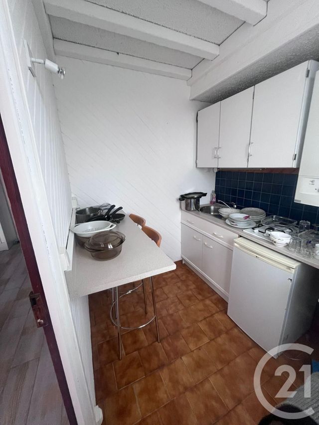 Appartement F1 à louer - 2 pièces - 28.11 m2 - FONTENAY SOUS BOIS - 94 - ILE-DE-FRANCE - Century 21 Sf Immobilier