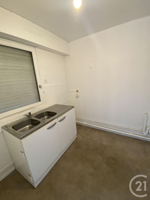 Appartement F1 à louer - 1 pièce - 26.97 m2 - SEVRAN - 93 - ILE-DE-FRANCE - Century 21 Sf Immobilier
