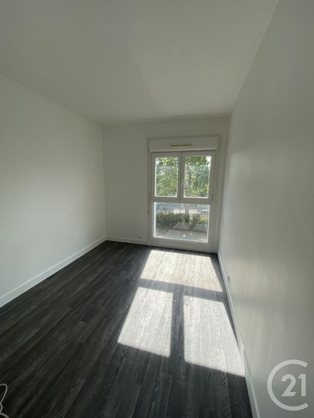 Appartement F3 à louer - 3 pièces - 71.1 m2 - TREMBLAY EN FRANCE - 93 - ILE-DE-FRANCE - Century 21 Sf Immobilier