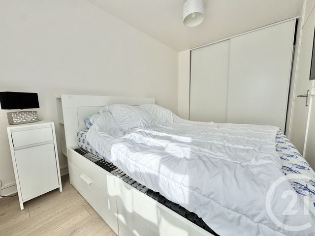 Appartement à vendre - 3 pièces - 55.0 m2 - LIVRY GARGAN - 93 - ILE-DE-FRANCE - Century 21 Sf Immobilier