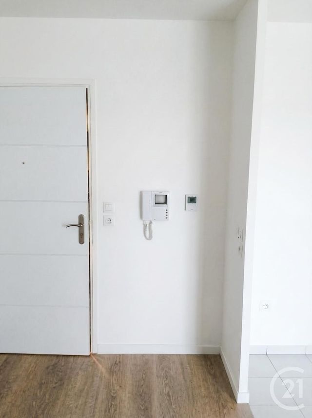 Appartement F2 à louer - 2 pièces - 45.15 m2 - ROSNY SOUS BOIS - 93 - ILE-DE-FRANCE - Century 21 Sf Immobilier
