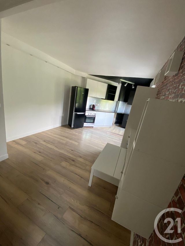 Appartement F2 à louer - 2 pièces - 37.88 m2 - ROSNY SOUS BOIS - 93 - ILE-DE-FRANCE - Century 21 Sf Immobilier