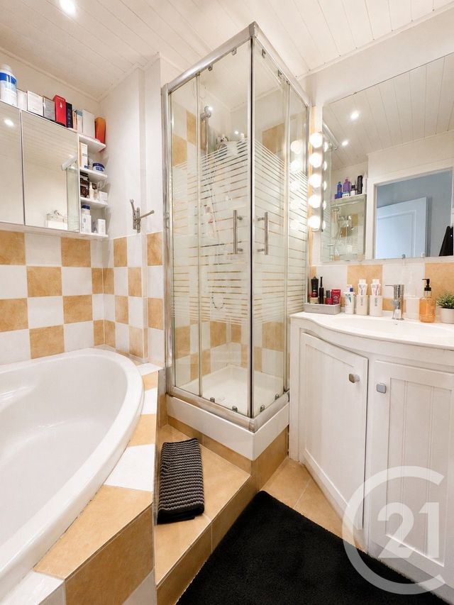Appartement F4 à vendre - 4 pièces - 75.0 m2 - SEVRAN - 93 - ILE-DE-FRANCE - Century 21 Sf Immobilier