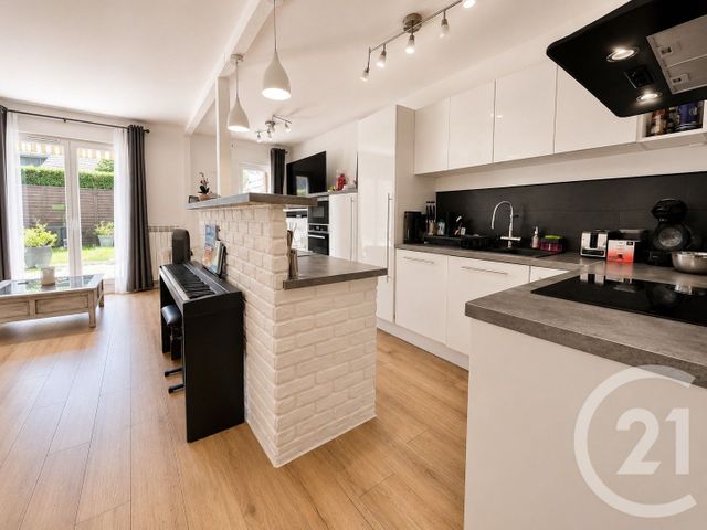Appartement F4 à vendre - 4 pièces - 75.0 m2 - SEVRAN - 93 - ILE-DE-FRANCE - Century 21 Sf Immobilier
