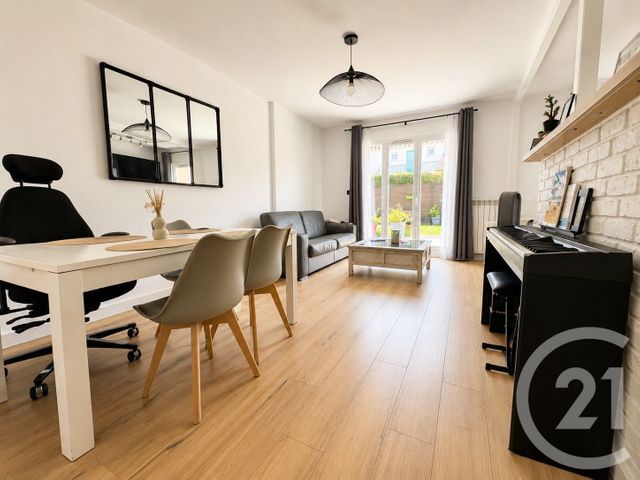 Appartement F4 à vendre - 4 pièces - 75.0 m2 - SEVRAN - 93 - ILE-DE-FRANCE - Century 21 Sf Immobilier