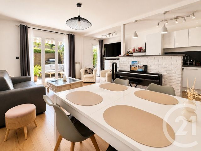 Appartement F4 à vendre - 4 pièces - 75.0 m2 - SEVRAN - 93 - ILE-DE-FRANCE - Century 21 Sf Immobilier