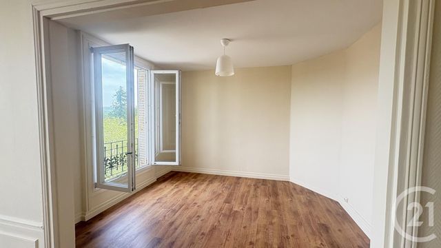Appartement à louer - 2 pièces - 56.6 m2 - SEVRAN - 93 - ILE-DE-FRANCE - Century 21 Sf Immobilier
