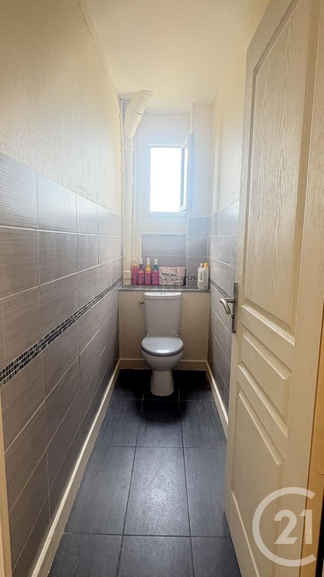 Appartement à louer - 2 pièces - 56.6 m2 - SEVRAN - 93 - ILE-DE-FRANCE - Century 21 Sf Immobilier