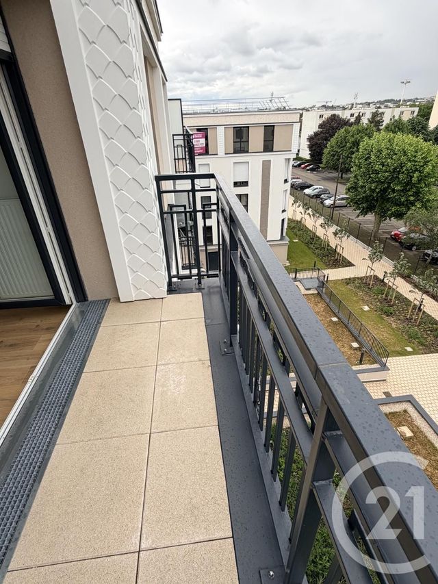 Appartement F2 à louer - 2 pièces - 43.1 m2 - NEUILLY PLAISANCE - 93 - ILE-DE-FRANCE - Century 21 Sf Immobilier