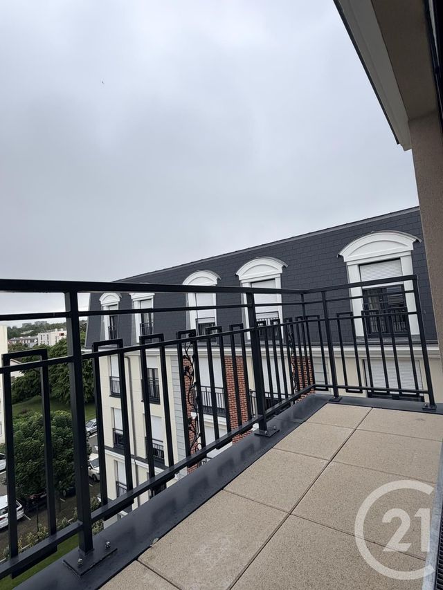 Appartement F2 à louer - 2 pièces - 43.1 m2 - NEUILLY PLAISANCE - 93 - ILE-DE-FRANCE - Century 21 Sf Immobilier