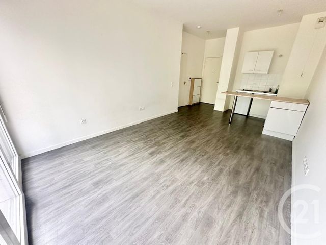 Appartement F1 à vendre - 1 pièce - 27.89 m2 - SEVRAN - 93 - ILE-DE-FRANCE - Century 21 Sf Immobilier