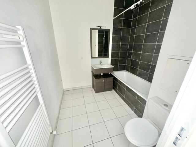Appartement F1 à vendre - 1 pièce - 27.89 m2 - SEVRAN - 93 - ILE-DE-FRANCE - Century 21 Sf Immobilier