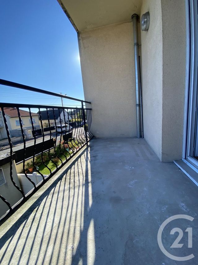 Appartement F2 à louer - 2 pièces - 34.0 m2 - TREMBLAY EN FRANCE - 93 - ILE-DE-FRANCE - Century 21 Sf Immobilier