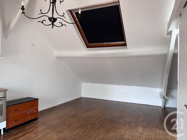 Appartement F1 à louer - 1 pièce - 16.49 m2 - LIVRY GARGAN - 93 - ILE-DE-FRANCE - Century 21 Sf Immobilier