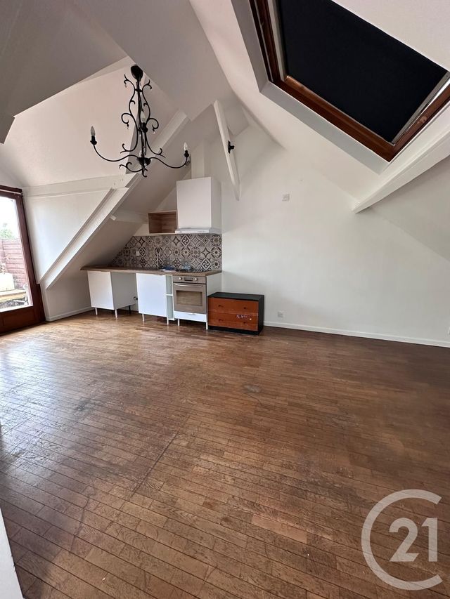 Appartement F1 à louer - 1 pièce - 16.49 m2 - LIVRY GARGAN - 93 - ILE-DE-FRANCE - Century 21 Sf Immobilier