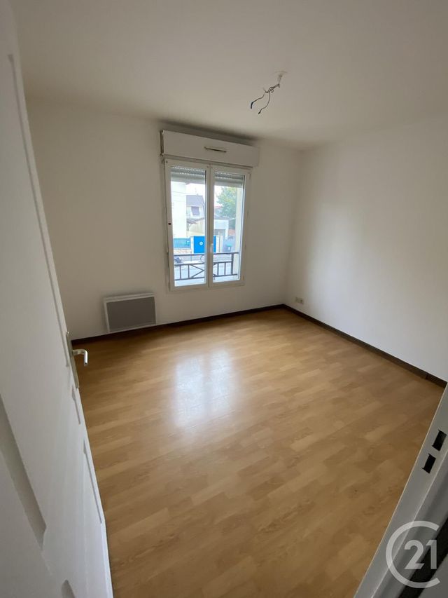 Appartement F2 à louer - 2 pièces - 35.43 m2 - SEVRAN - 93 - ILE-DE-FRANCE - Century 21 Sf Immobilier