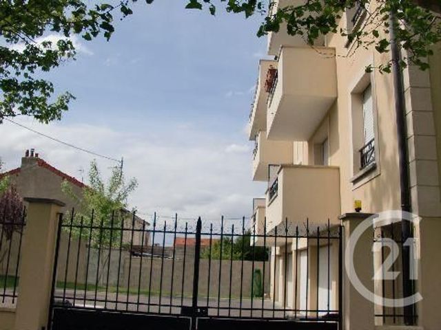 Appartement F2 à louer - 2 pièces - 35.43 m2 - SEVRAN - 93 - ILE-DE-FRANCE - Century 21 Sf Immobilier