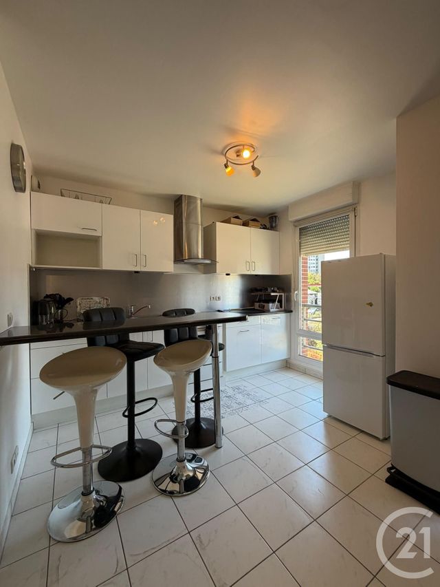 Appartement à louer - 2 pièces - 41.0 m2 - SEVRAN - 93 - ILE-DE-FRANCE - Century 21 Sf Immobilier