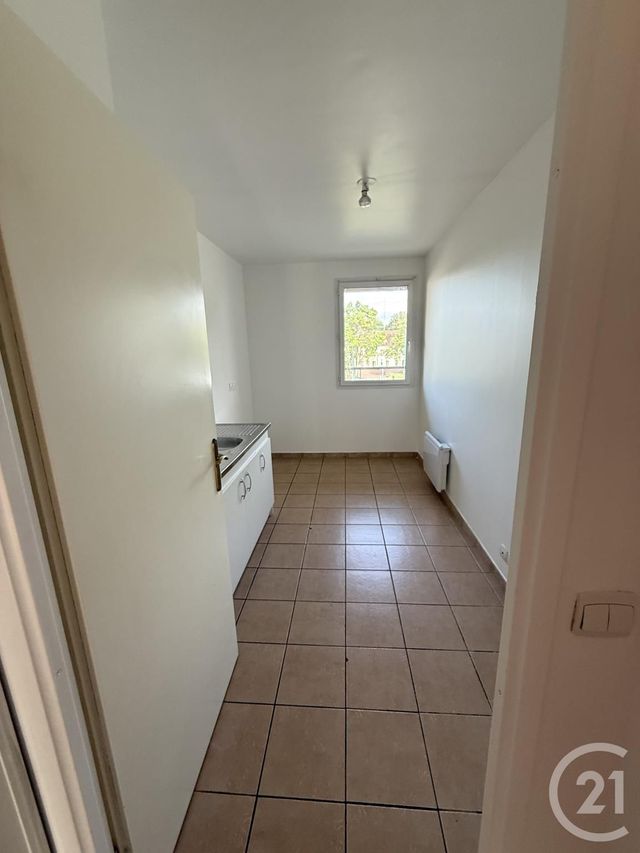 Appartement F3 à louer - 3 pièces - 65.43 m2 - SEVRAN - 93 - ILE-DE-FRANCE - Century 21 Sf Immobilier